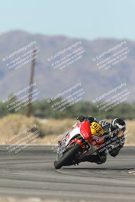 media/Oct-30-2025-Racers Edge (Thu) [[dabbdaf680]]/3-B Group/Session 4 Turn 16/